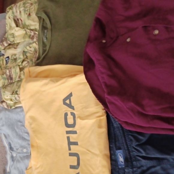 Size Small/medium men's Mystery Clothing Box (1) - Picture 2 of 10